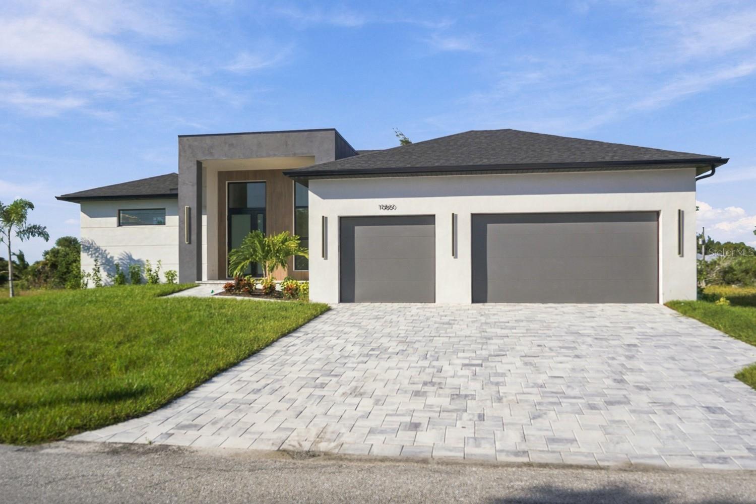 Single Family Residence at 10860 MCALESTER CIR, PORT CHARLOTTE, photo 5 of 82