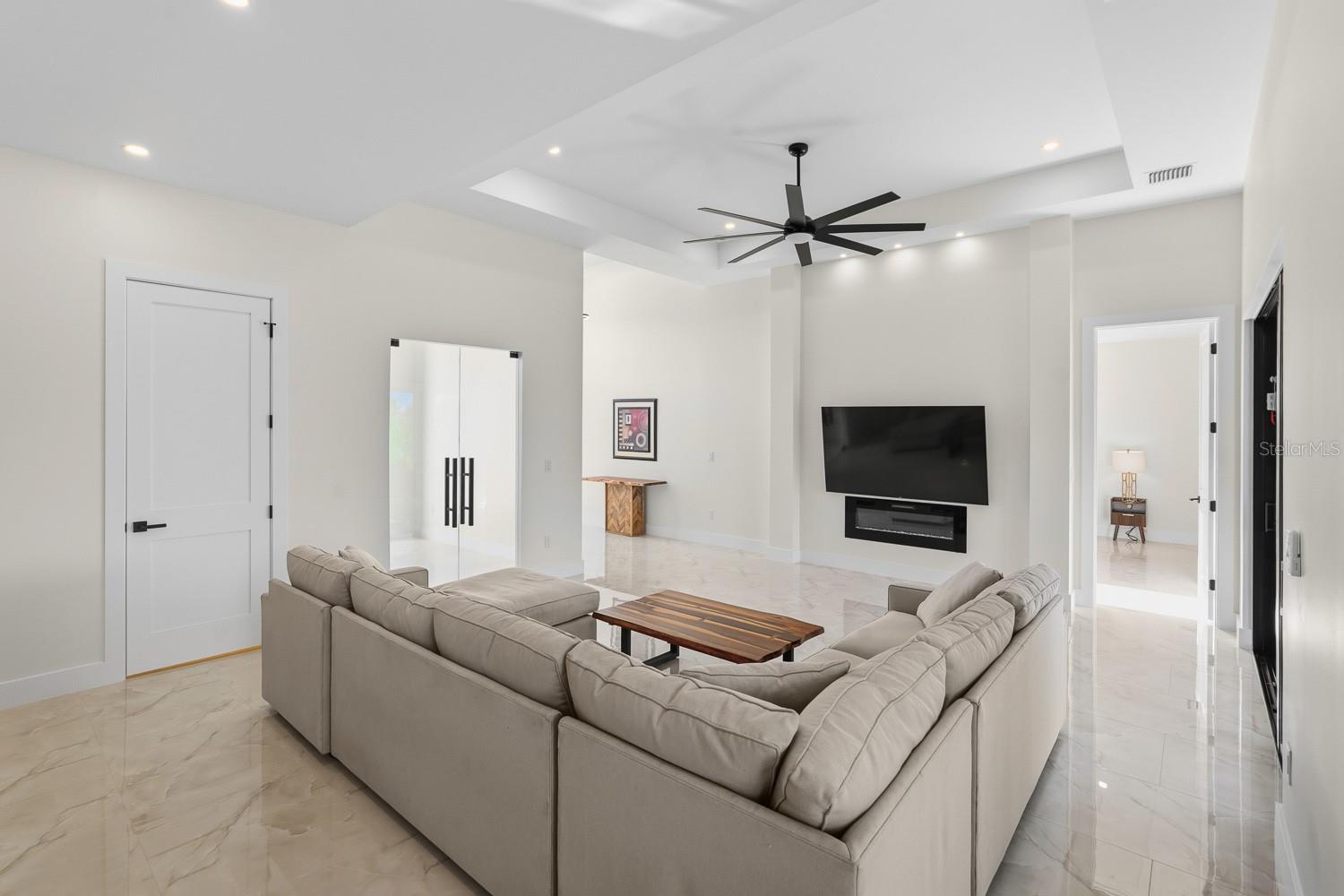 Single Family Residence at 10860 MCALESTER CIR, PORT CHARLOTTE, photo 17 of 82