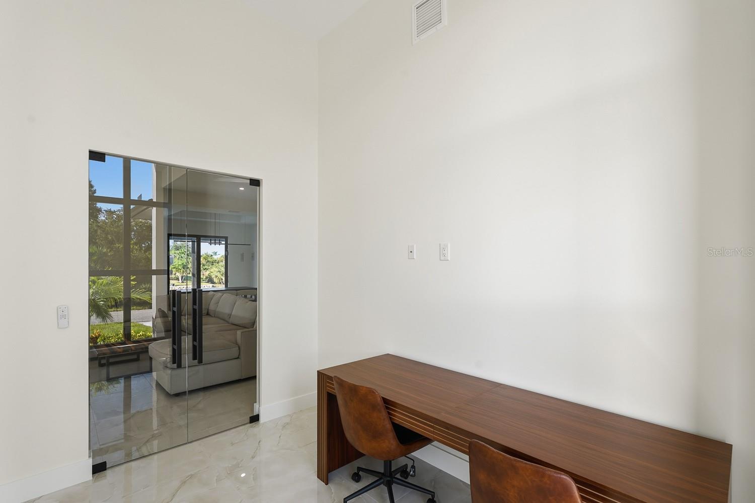 Single Family Residence at 10860 MCALESTER CIR, PORT CHARLOTTE, photo 38 of 82