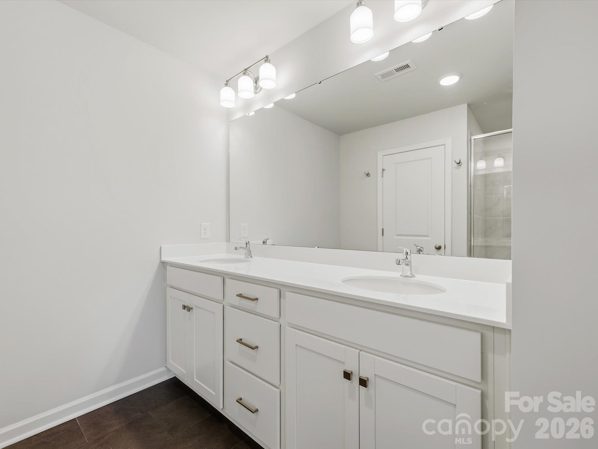 Townhouse at 6063 White Aster Lane, Charlotte, photo 19 of 69