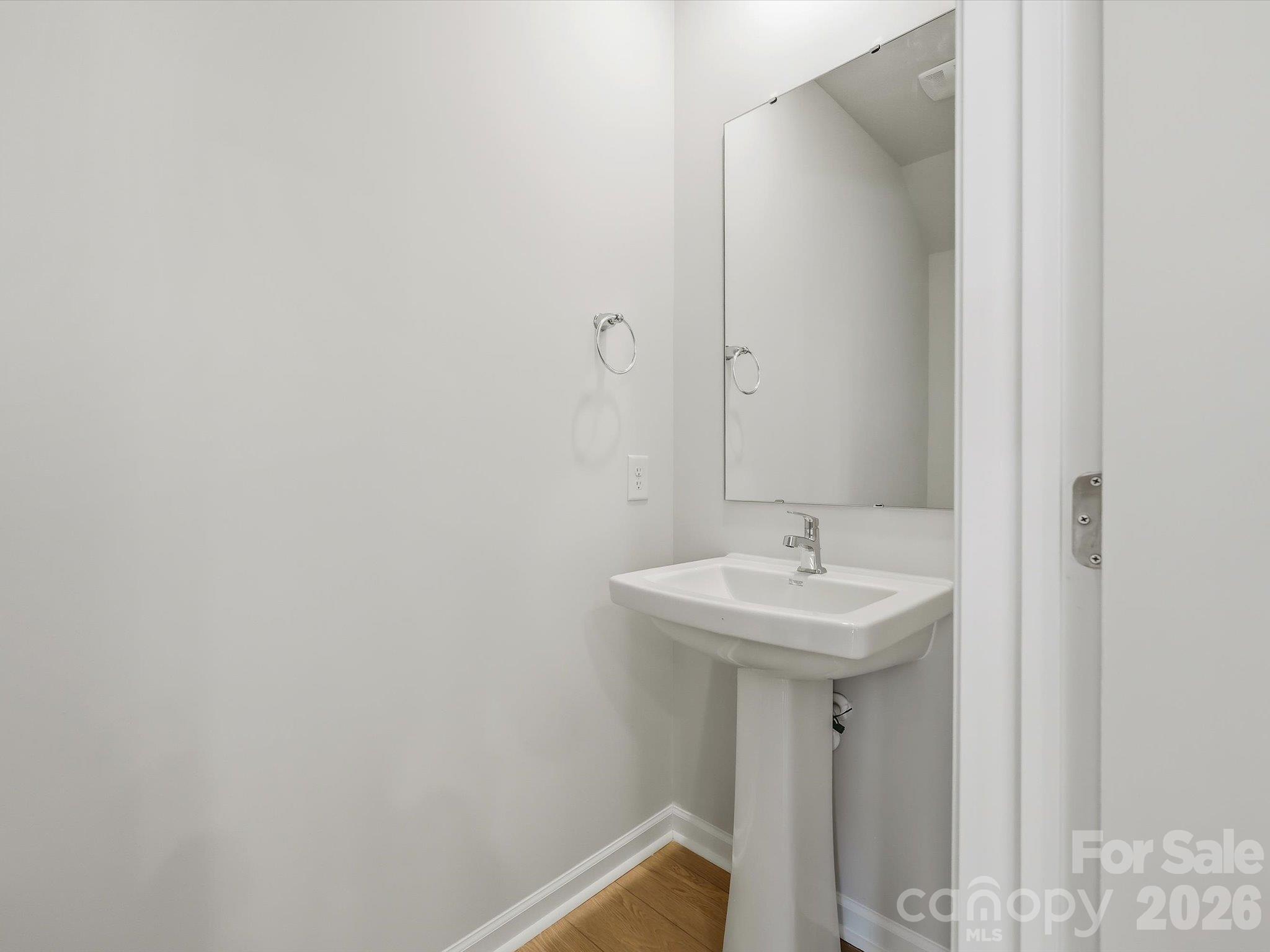 Townhouse at 6063 White Aster Lane, Charlotte, photo 23 of 69
