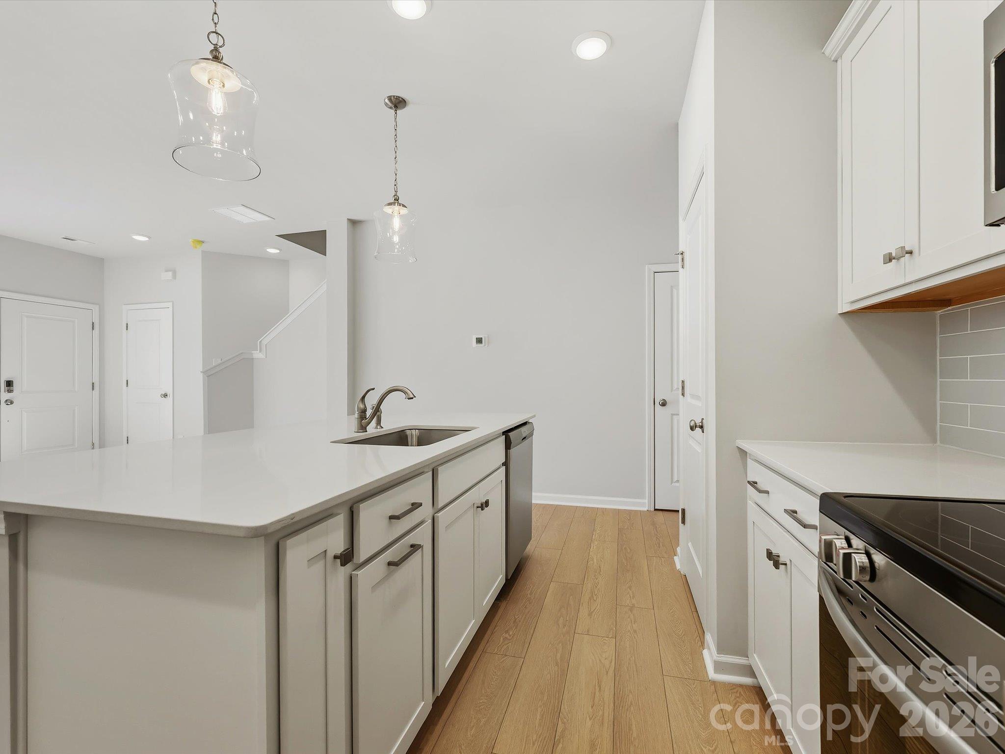 Townhouse at 6063 White Aster Lane, Charlotte, photo 35 of 69