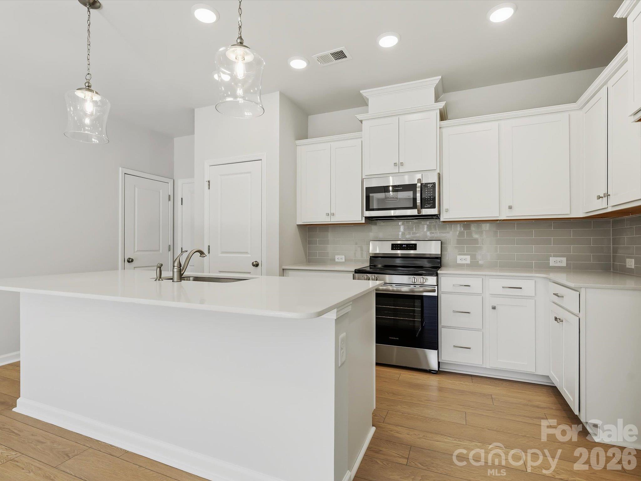 Kitchen - 6063 White Aster Lane, Charlotte