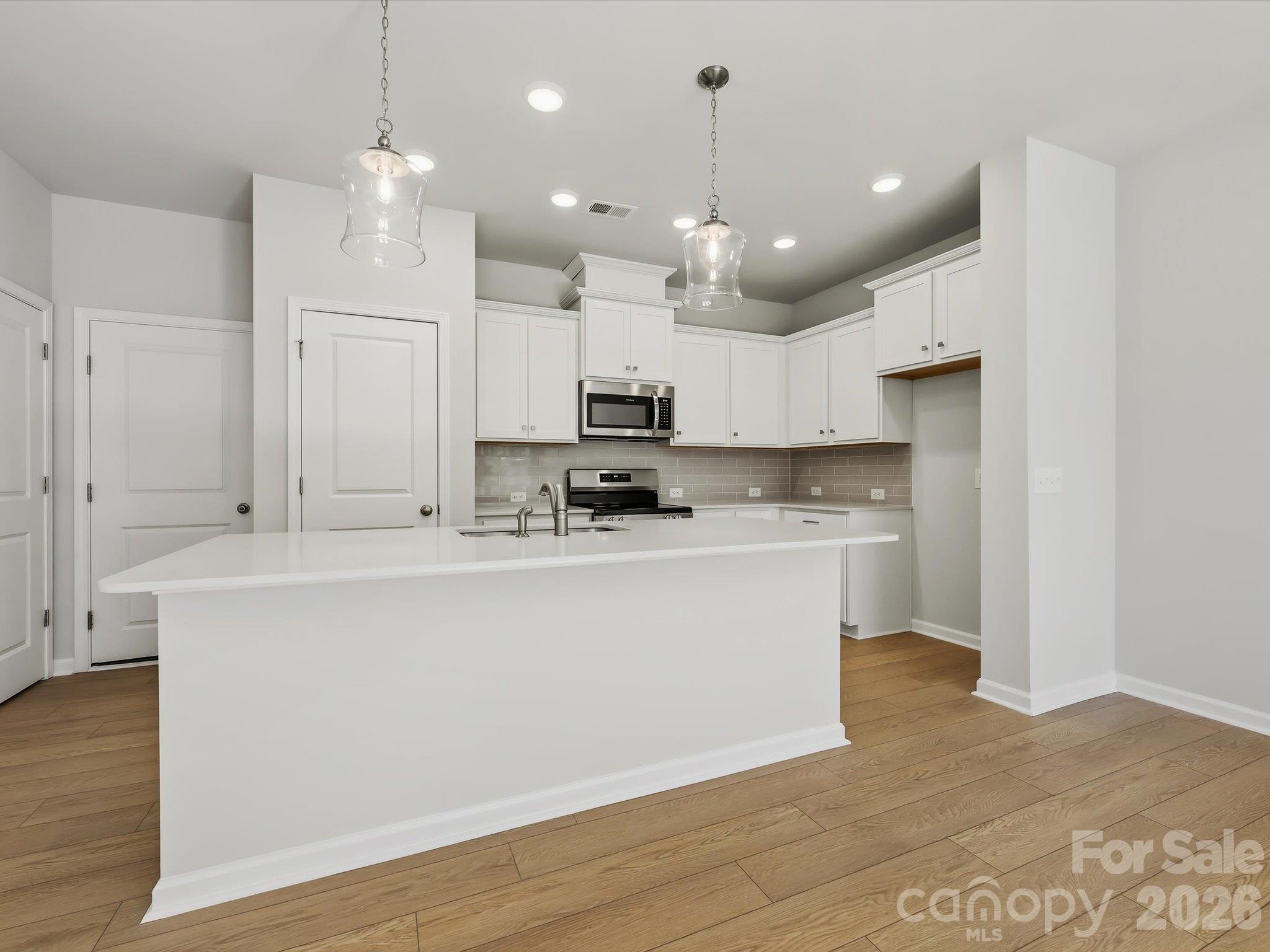 Townhouse at 6063 White Aster Lane, Charlotte, photo 44 of 69