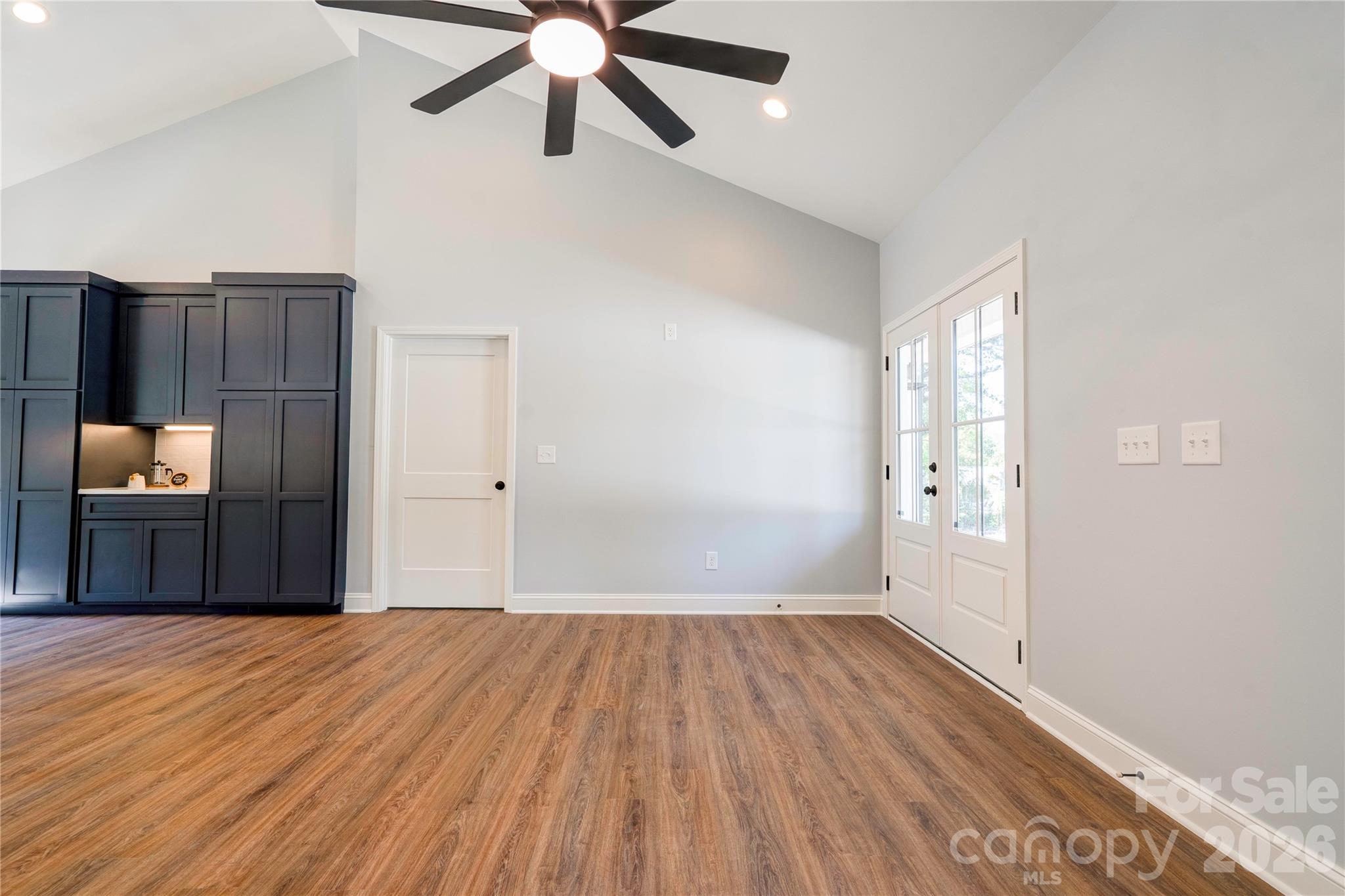Family Room - 231 Hardin Circle, Grover