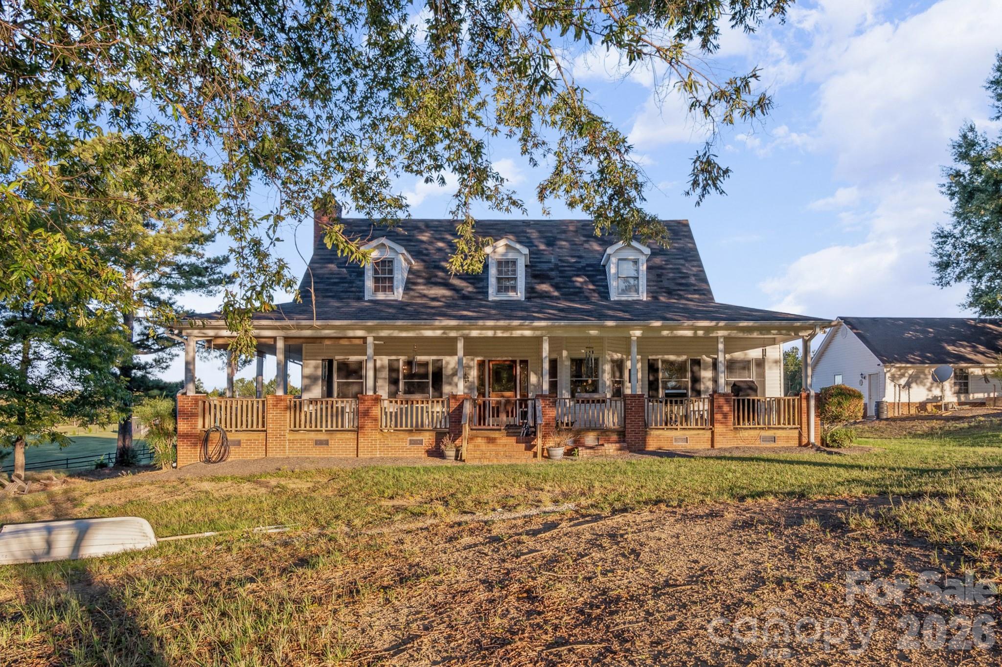 Single Family Residence at 5520 Rehobeth Road, Waxhaw, photo 2 of 53