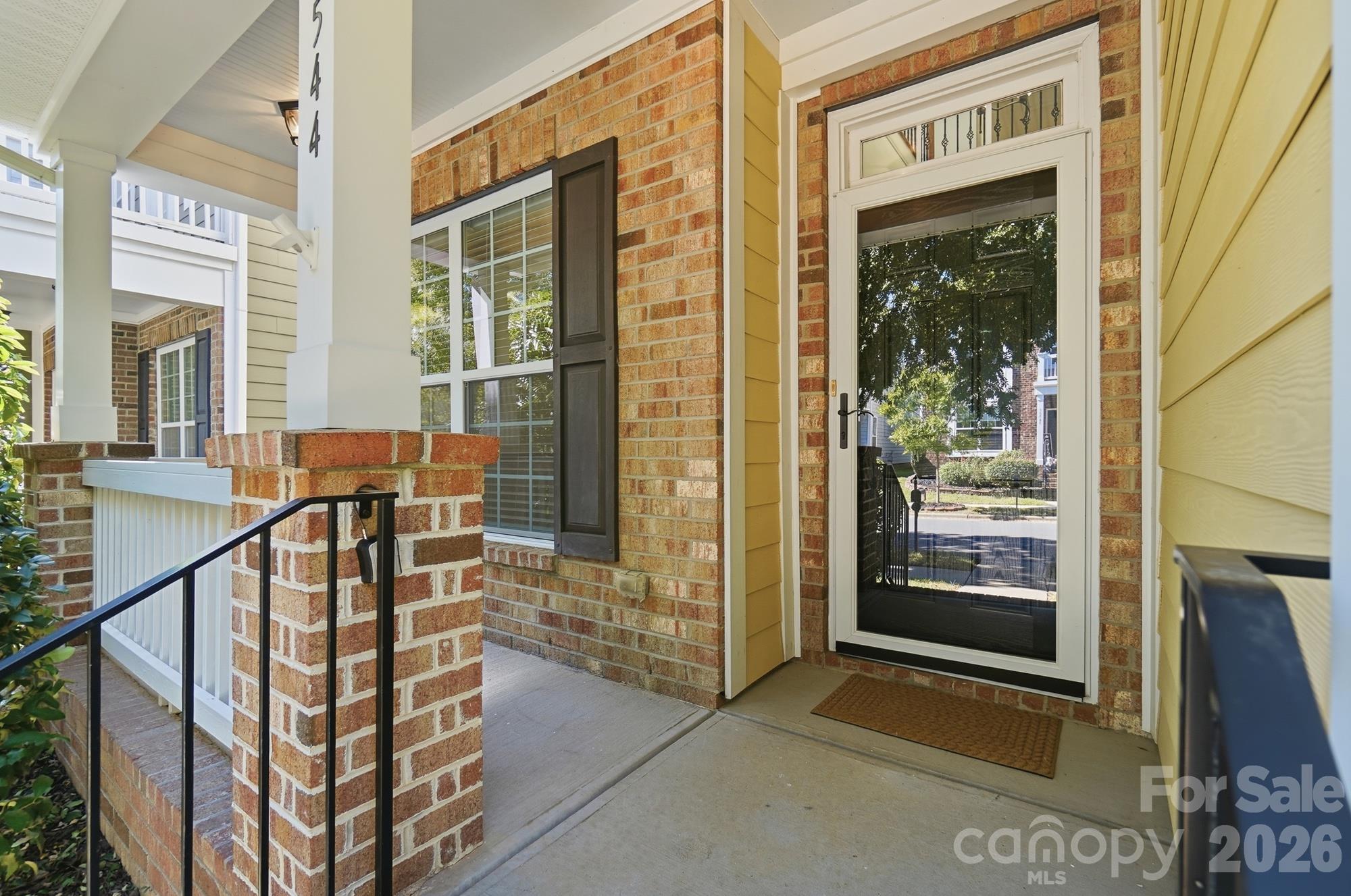 Single Family Residence at 10544 Royal Winchester Drive, Charlotte, photo 5 of 45
