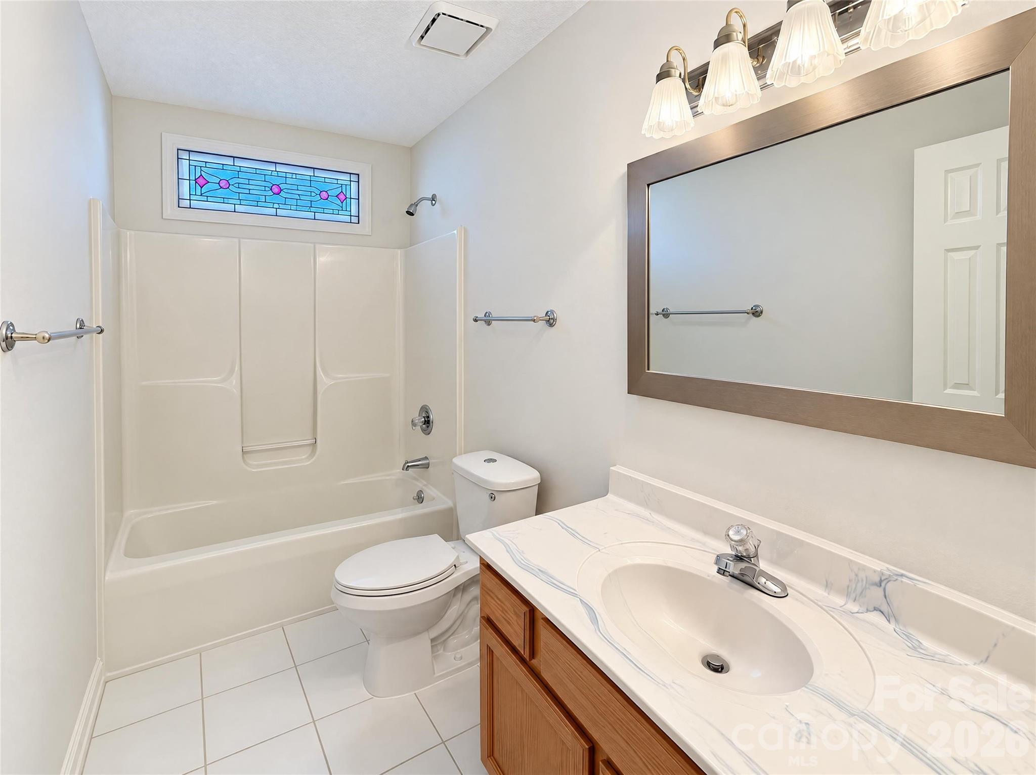 Single Family Residence at 5244 Dayan Drive, Charlotte, photo 15 of 21