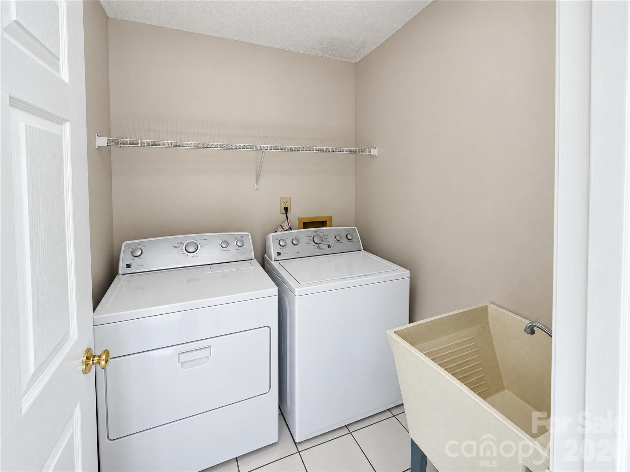 Single Family Residence at 5244 Dayan Drive, Charlotte, photo 21 of 21