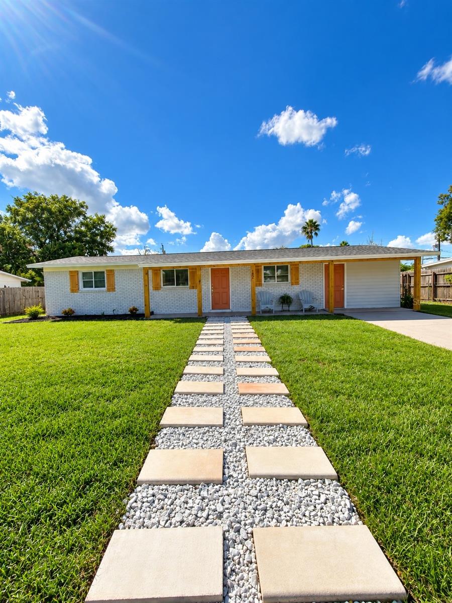 102 COSMOS DR