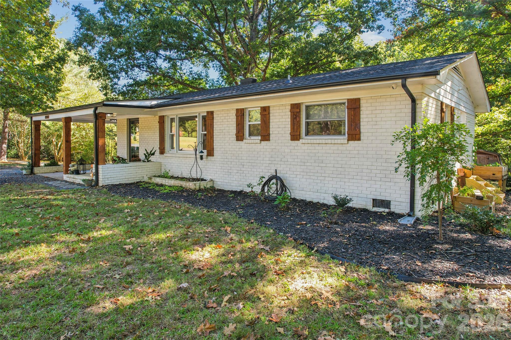 Single Family Residence at 20508 Indian Mound Road, Albemarle, photo 4 of 31