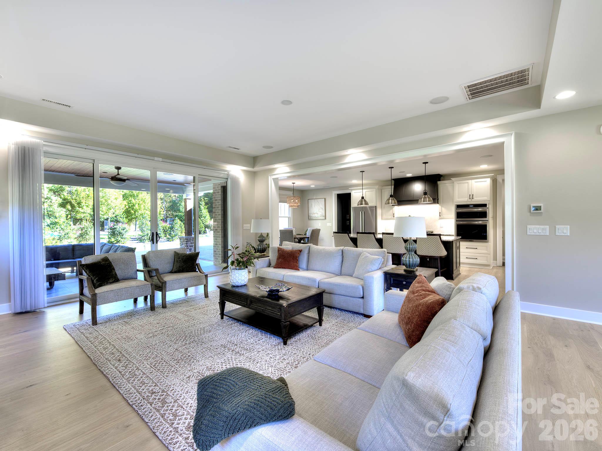 Single Family Residence at 8833 Kerns Meadow Lane, Huntersville, photo 9 of 50