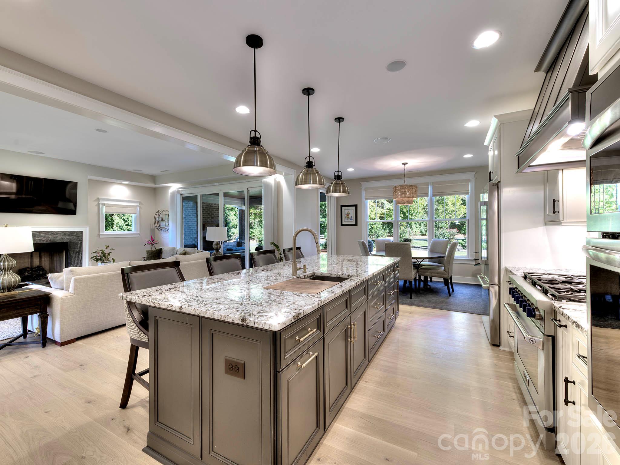 Single Family Residence at 8833 Kerns Meadow Lane, Huntersville, photo 13 of 50