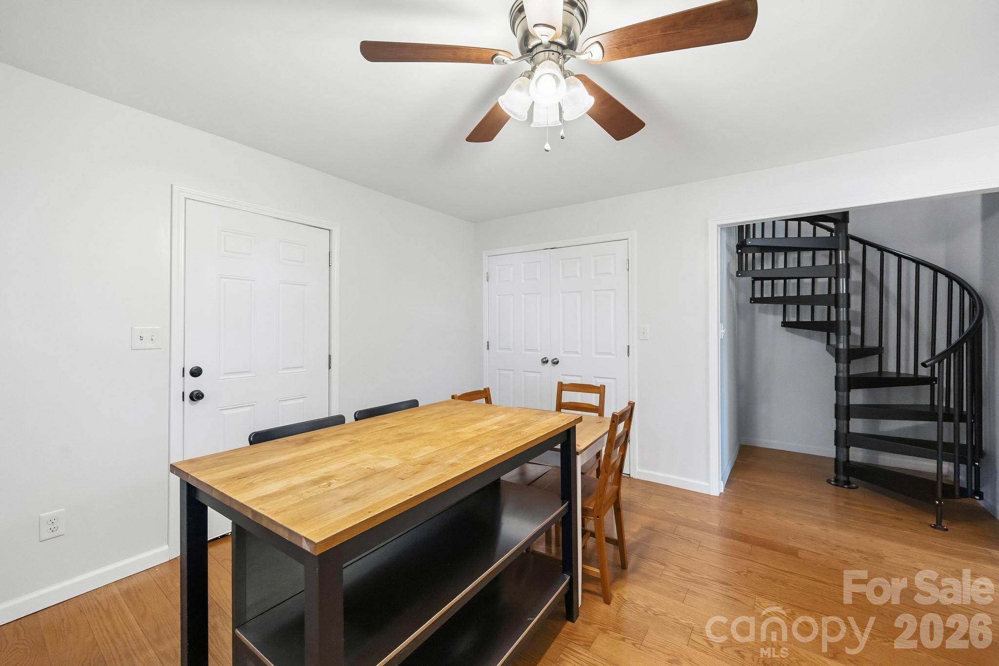 Kitchen - 40 11th Street, Belmont