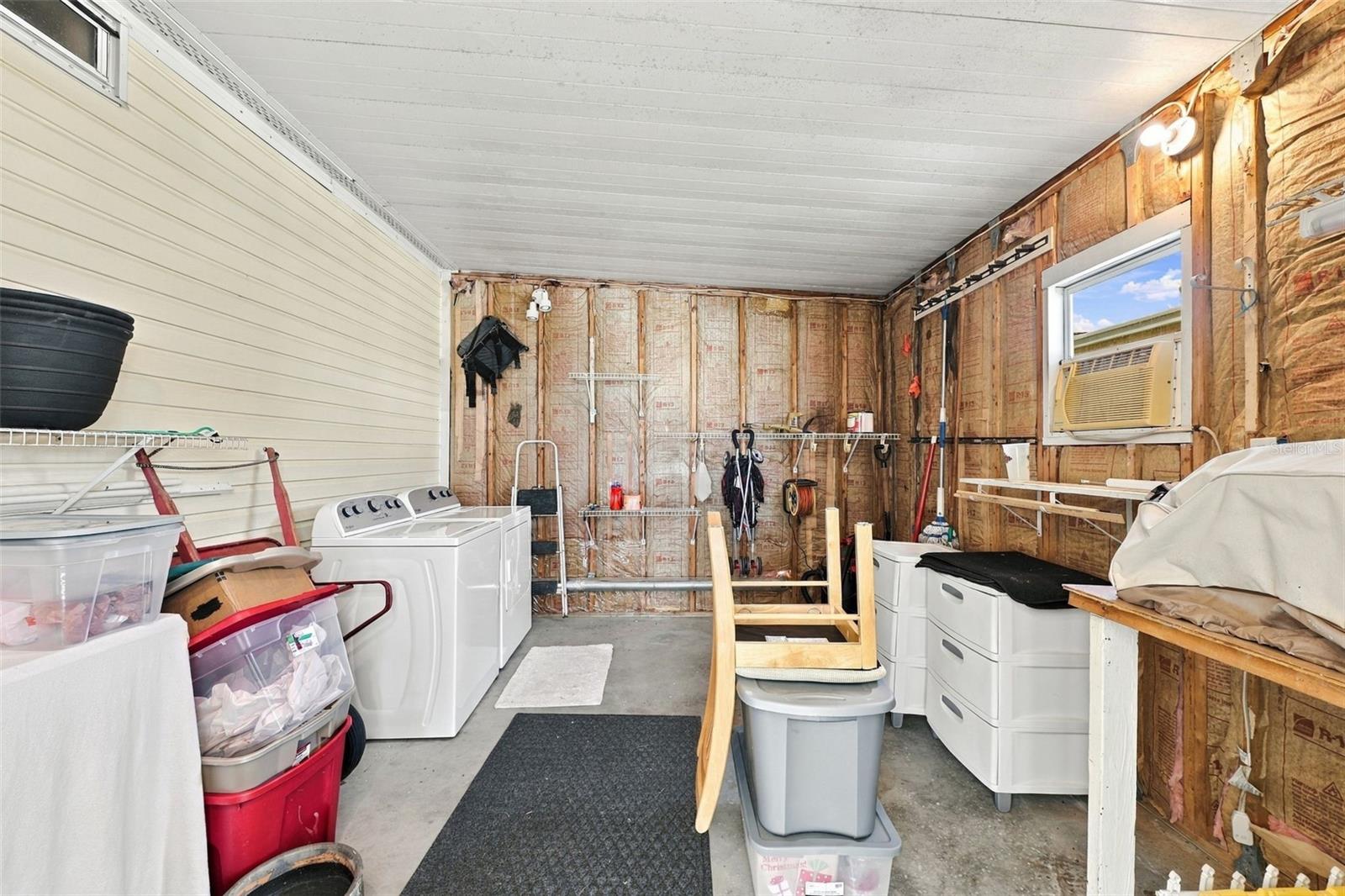 Manufactured Home at 122 DOUGLAS PARK AVE, DAVENPORT, photo 24 of 26