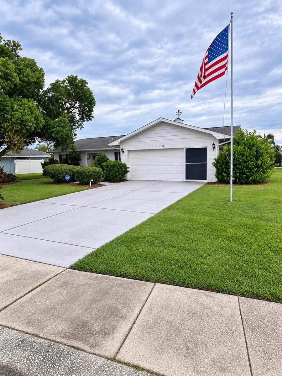 1731 COCO PALM CIR