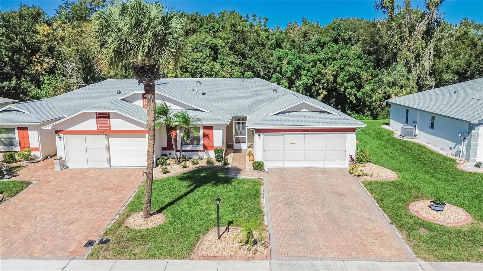 1940 GRAND CYPRESS LN