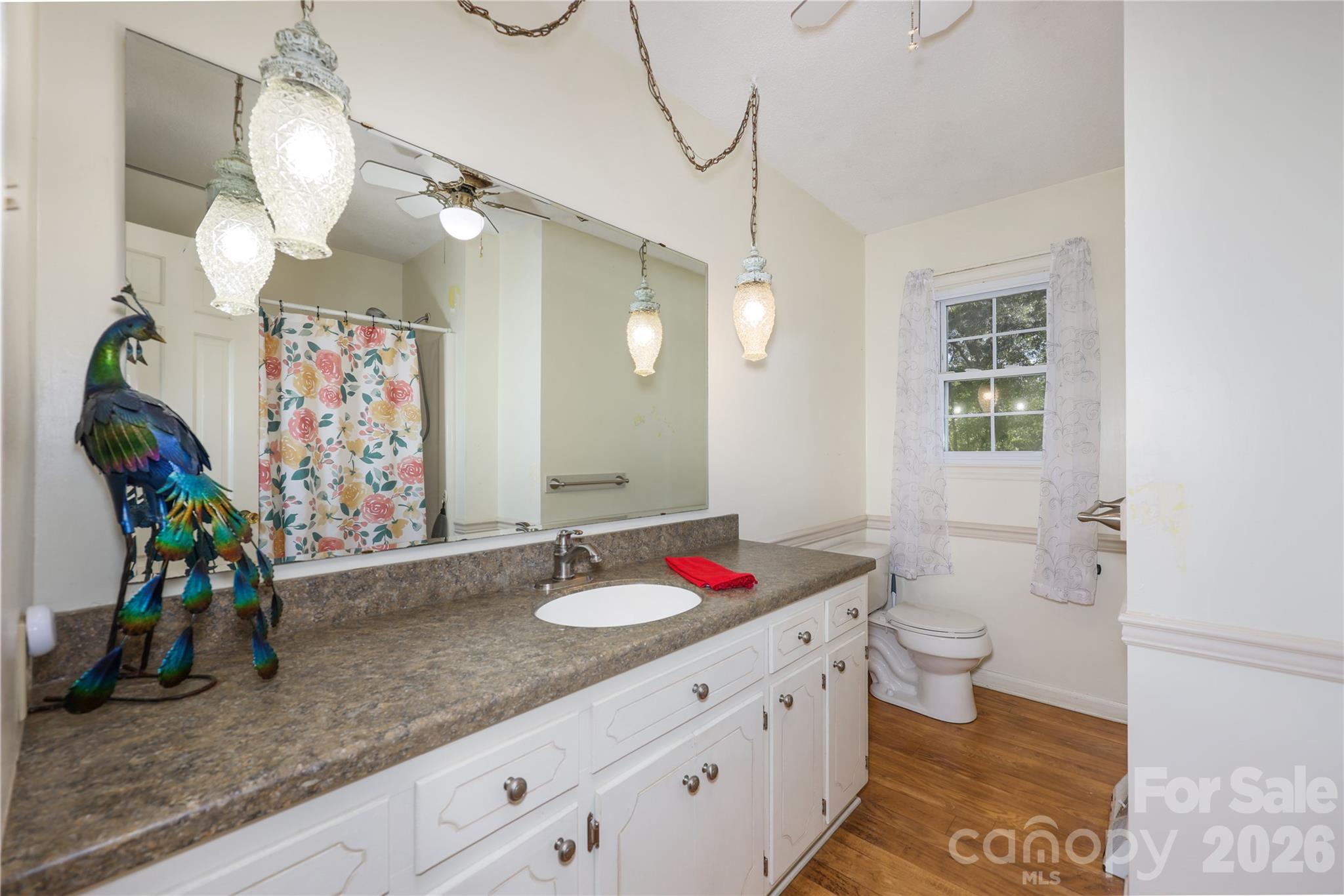 Hall bath - 149 Seeley Drive, Denton