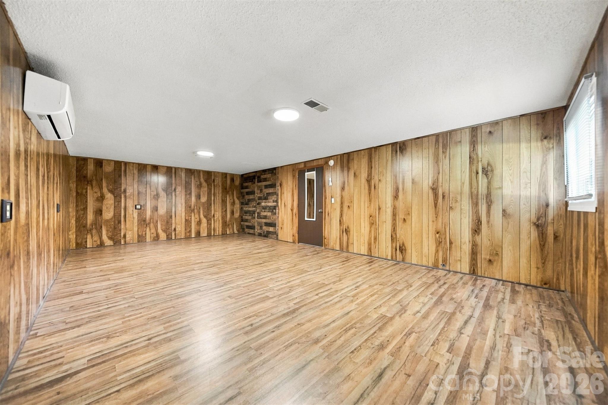 Business at 1202 Airport Rhodhiss Road, Hickory, photo 11 of 37