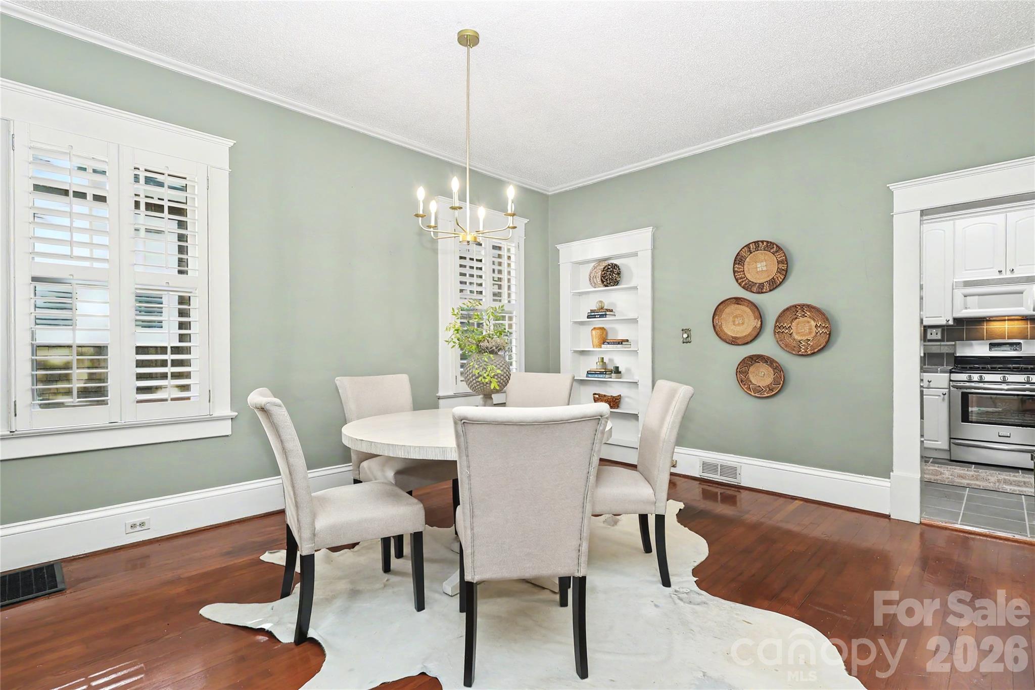Single Family Residence at 1933 Park Road, Charlotte, photo 10 of 34