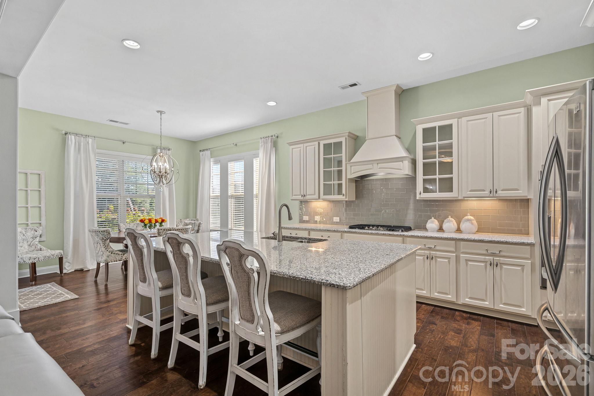 Single Family Residence at 8322 Marigold Place, Harrisburg, photo 9 of 48