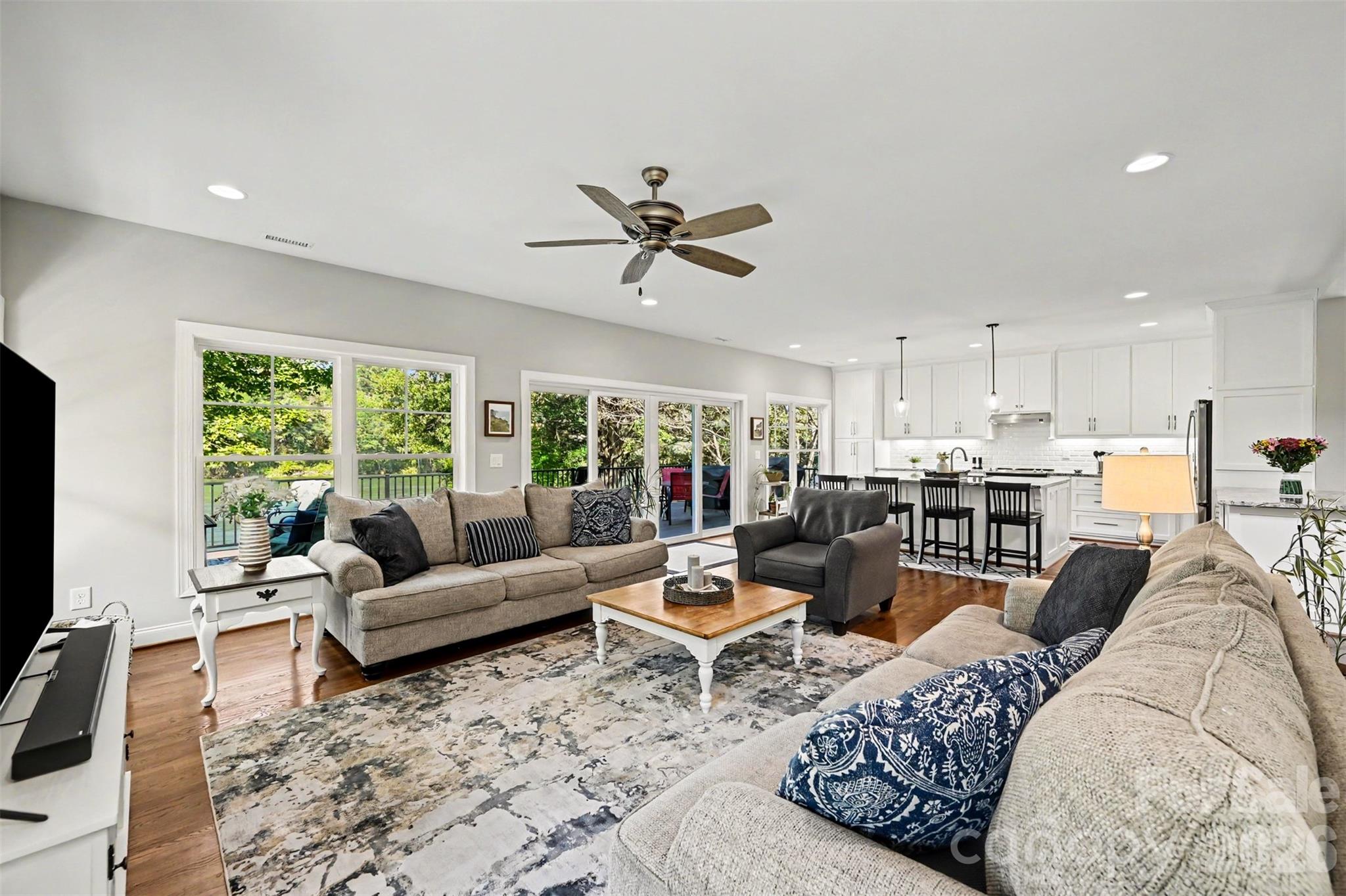 Single Family Residence at 1727 Lake Drive, Charlotte, photo 5 of 48