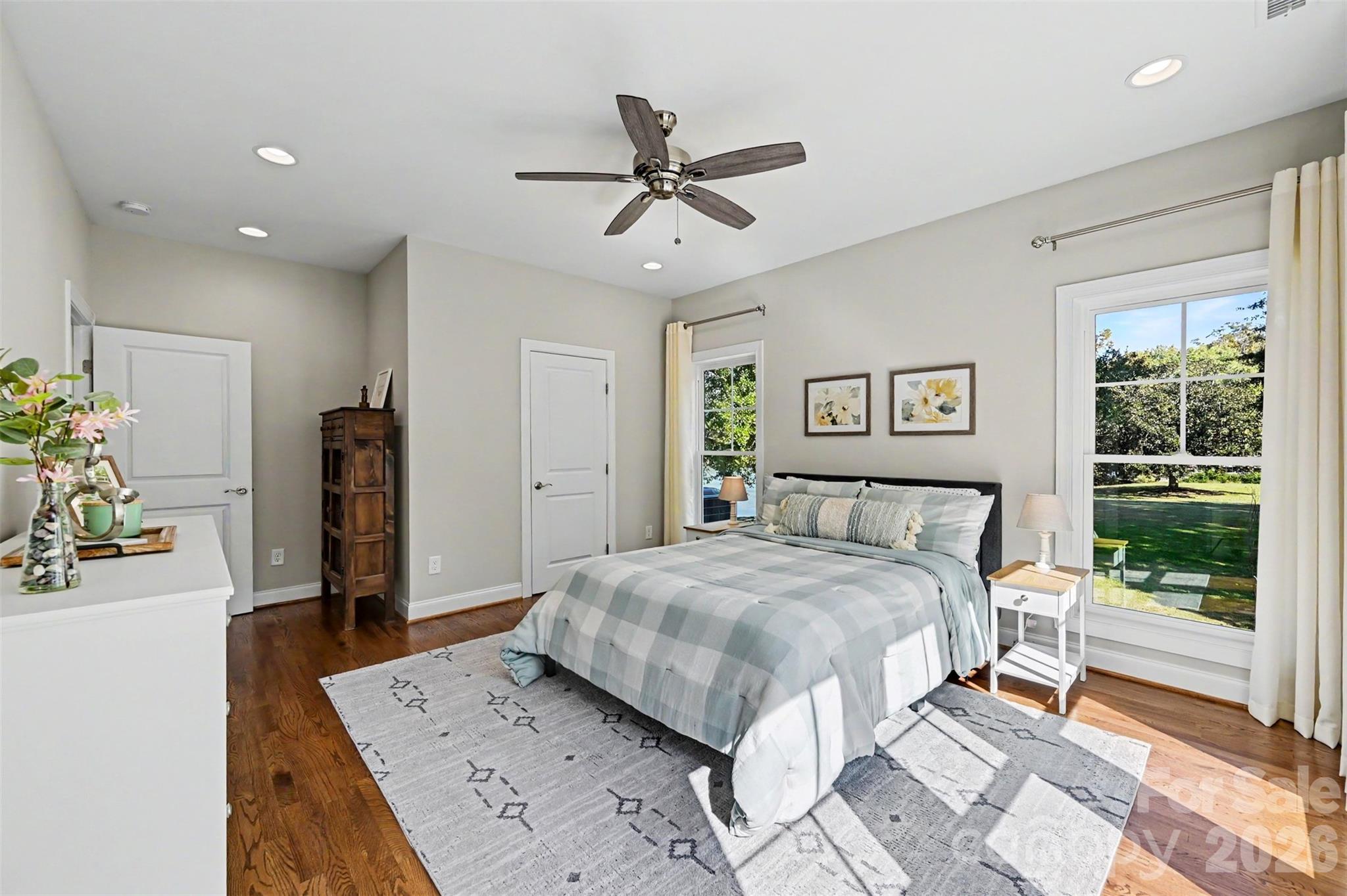 Single Family Residence at 1727 Lake Drive, Charlotte, photo 15 of 48