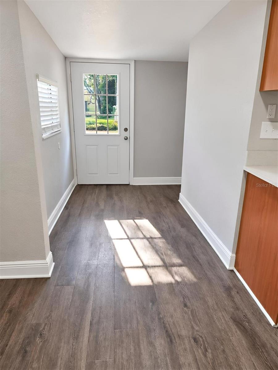 Triplex at 721 FOSTER AVE, WINTER GARDEN, photo 7 of 19