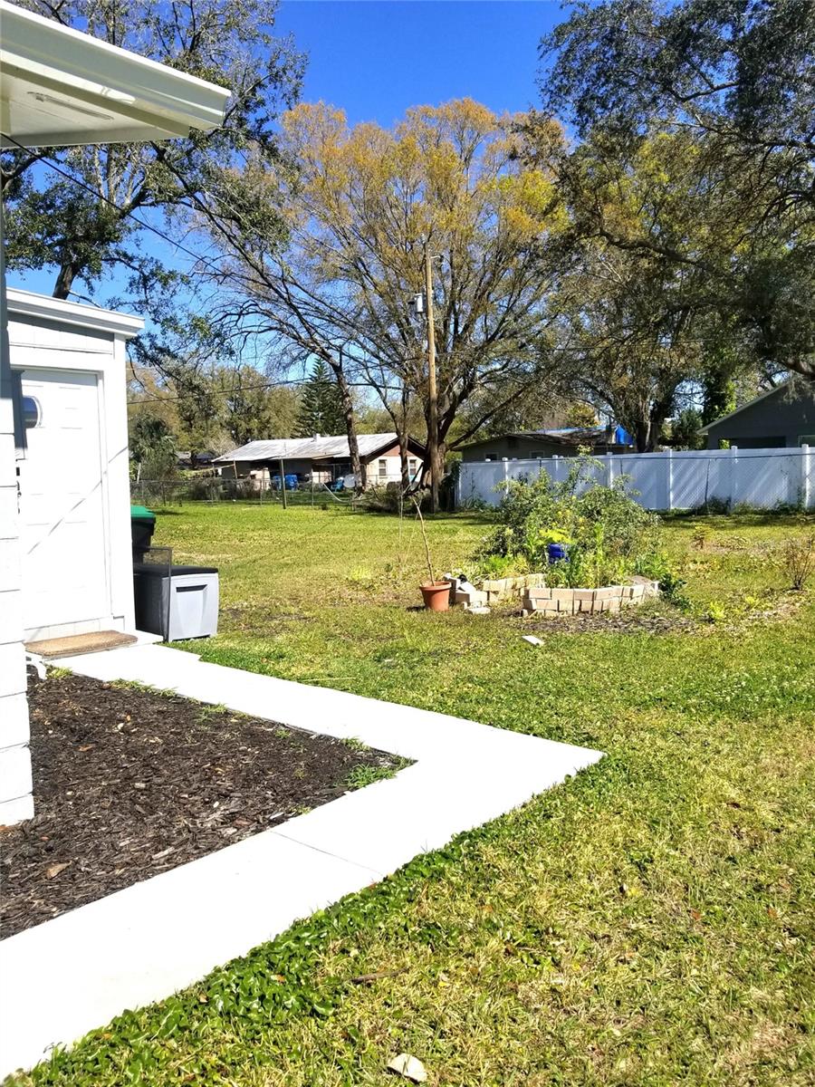 Triplex at 721 FOSTER AVE, WINTER GARDEN, photo 19 of 19