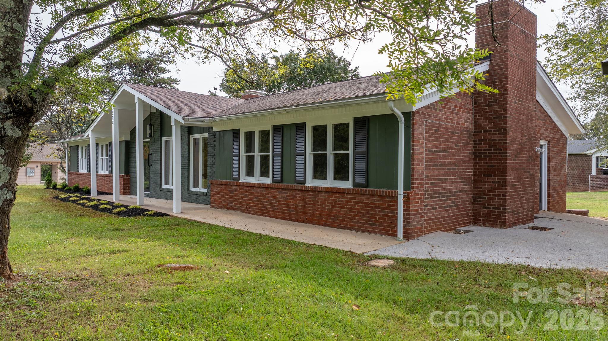 Single Family Residence at 500 Pete Brittain Road, Morganton, photo 4 of 41