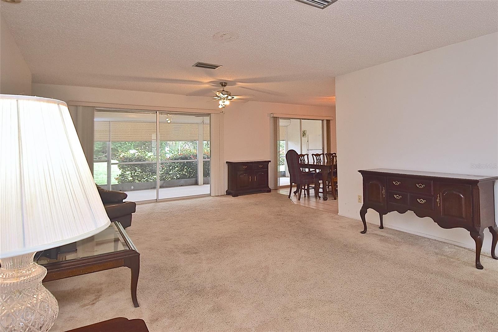 6883 W COUNTRY CLUB LN, SARASOTA FL 34243-3511 - PALM-AIRE AT SARASOTA 9-B, SARASOTA