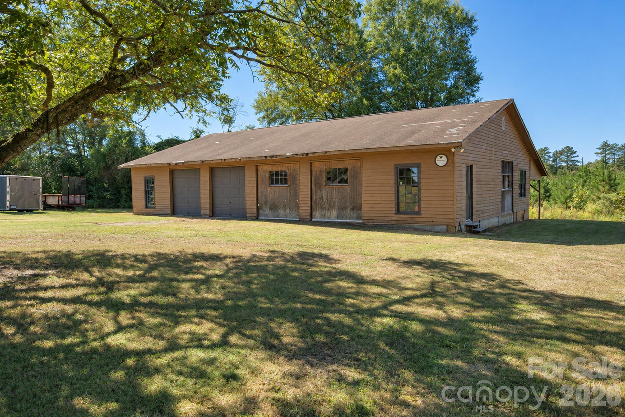 Single Family Residence at 2122 Griffith Road, Monroe, photo 3 of 36
