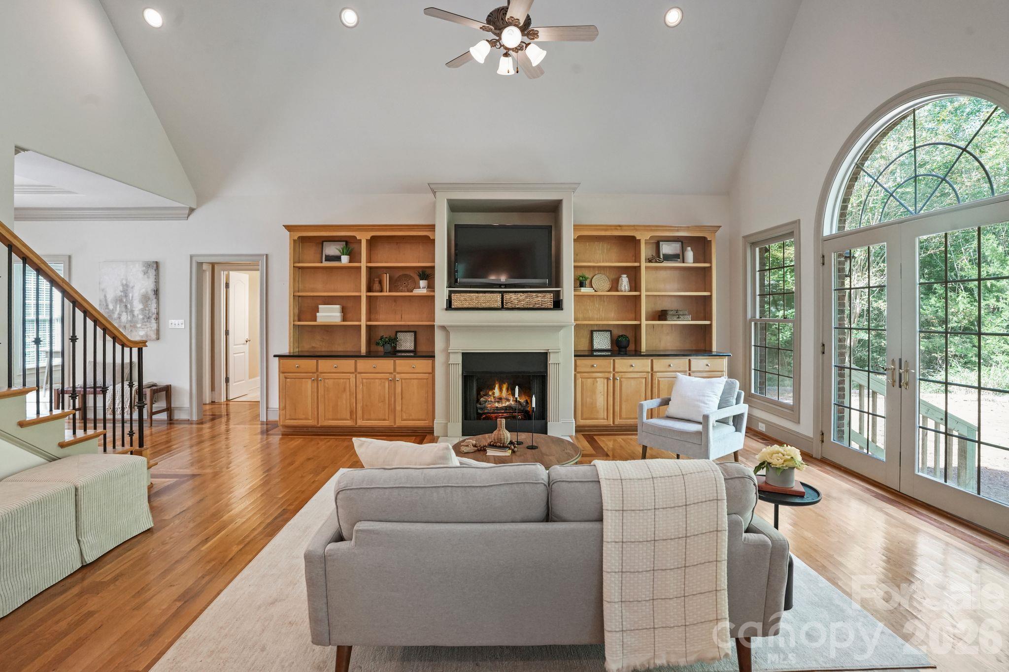 Single Family Residence at 707 Mayfield Court, Fort Mill, photo 19 of 61