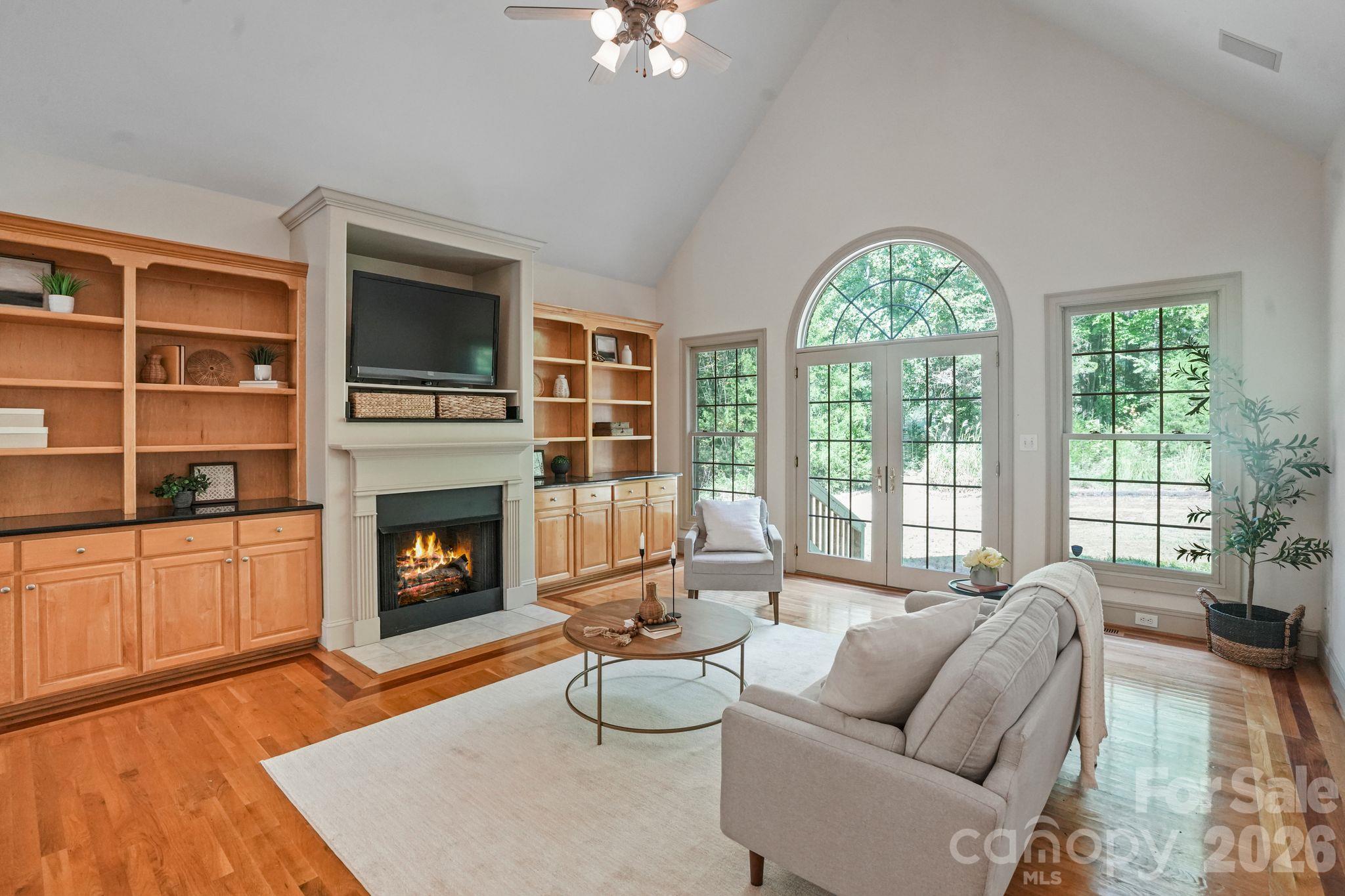 Single Family Residence at 707 Mayfield Court, Fort Mill, photo 16 of 61