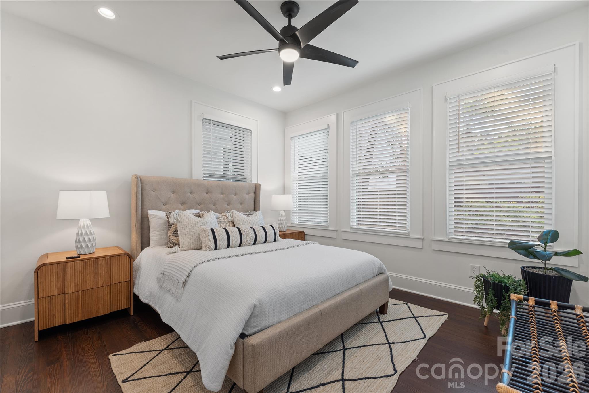 Single Family Residence at 429 Pecan Avenue, Charlotte, photo 15 of 32
