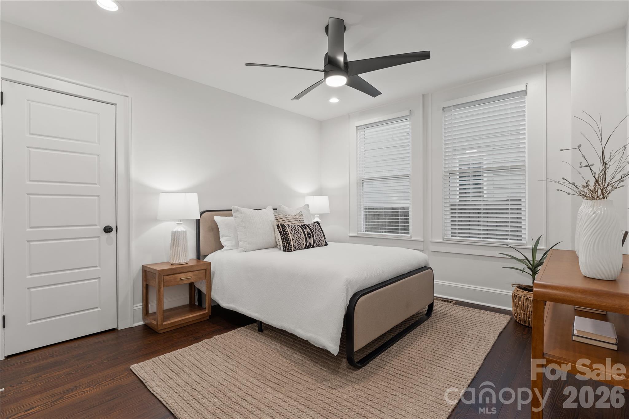 Single Family Residence at 429 Pecan Avenue, Charlotte, photo 17 of 32