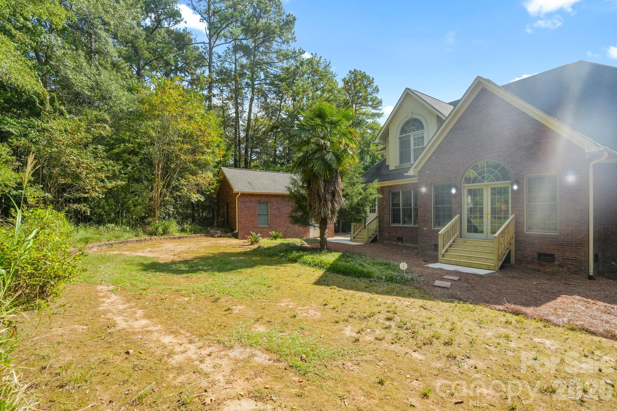 Single Family Residence at 707 Mayfield Court, Fort Mill, photo 42 of 61