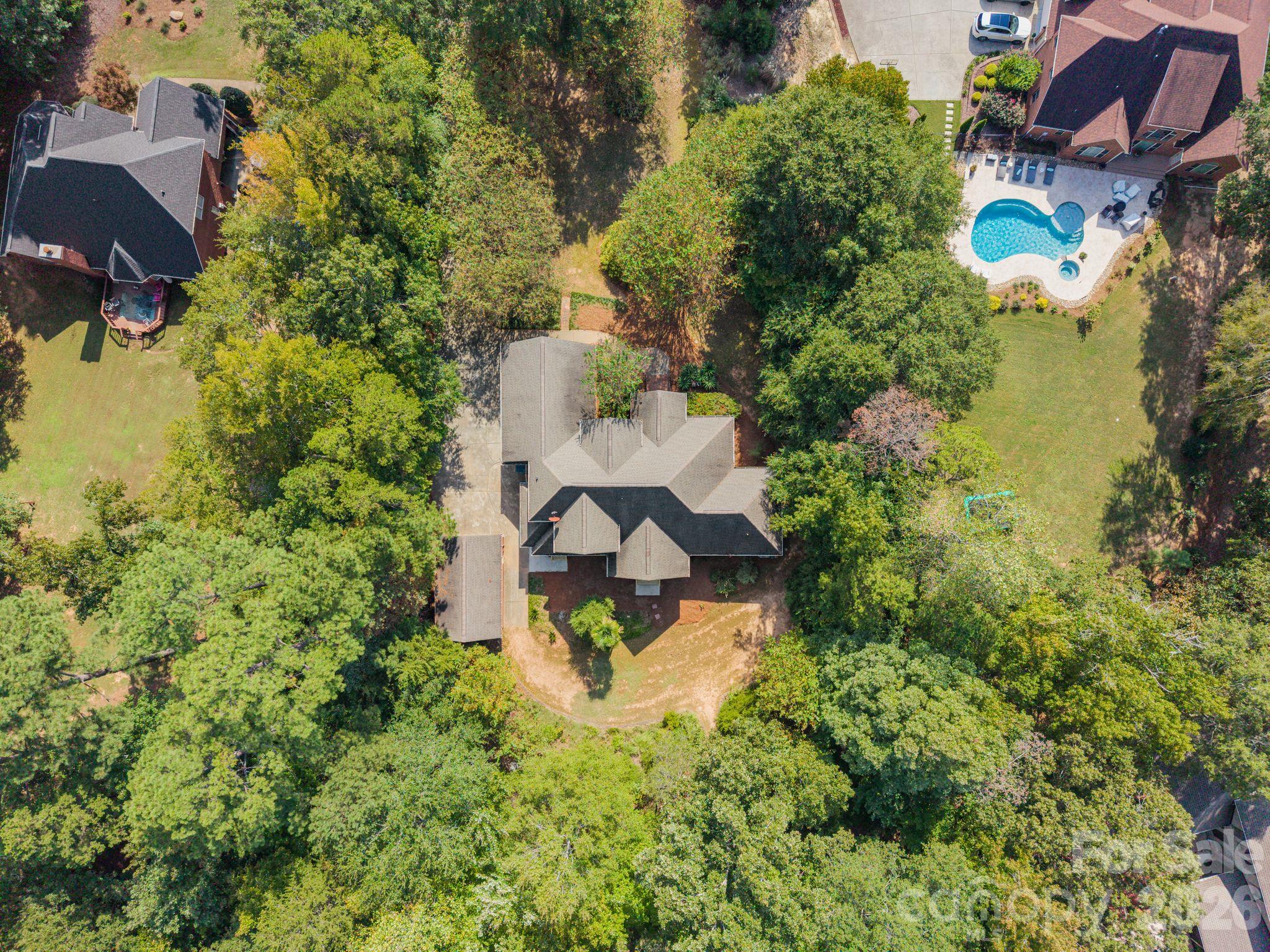 Single Family Residence at 707 Mayfield Court, Fort Mill, photo 57 of 61