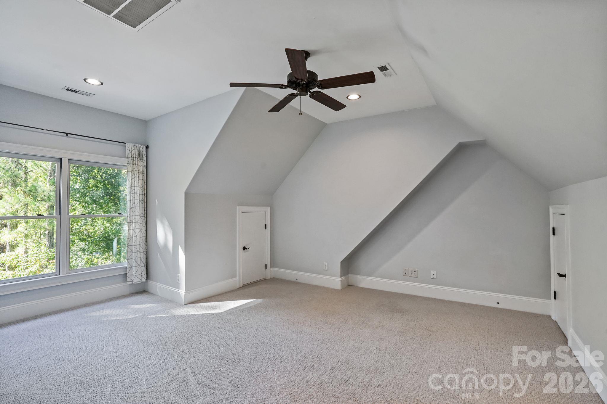Single Family Residence at 2073 Sugar Pond Court, Fort Mill, photo 29 of 47