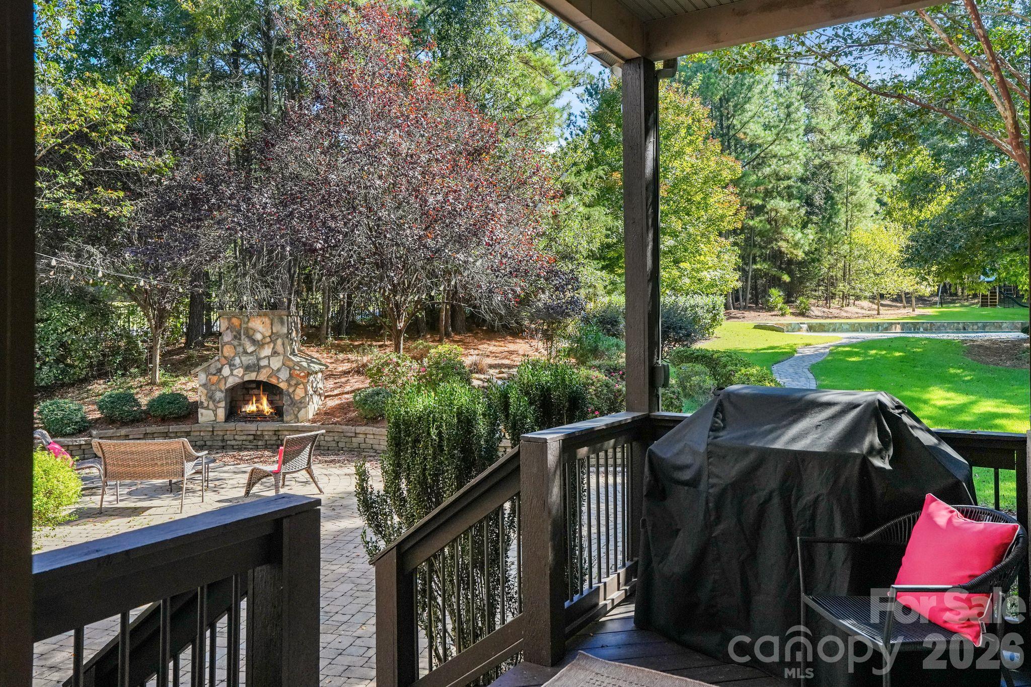 Single Family Residence at 2073 Sugar Pond Court, Fort Mill, photo 33 of 47