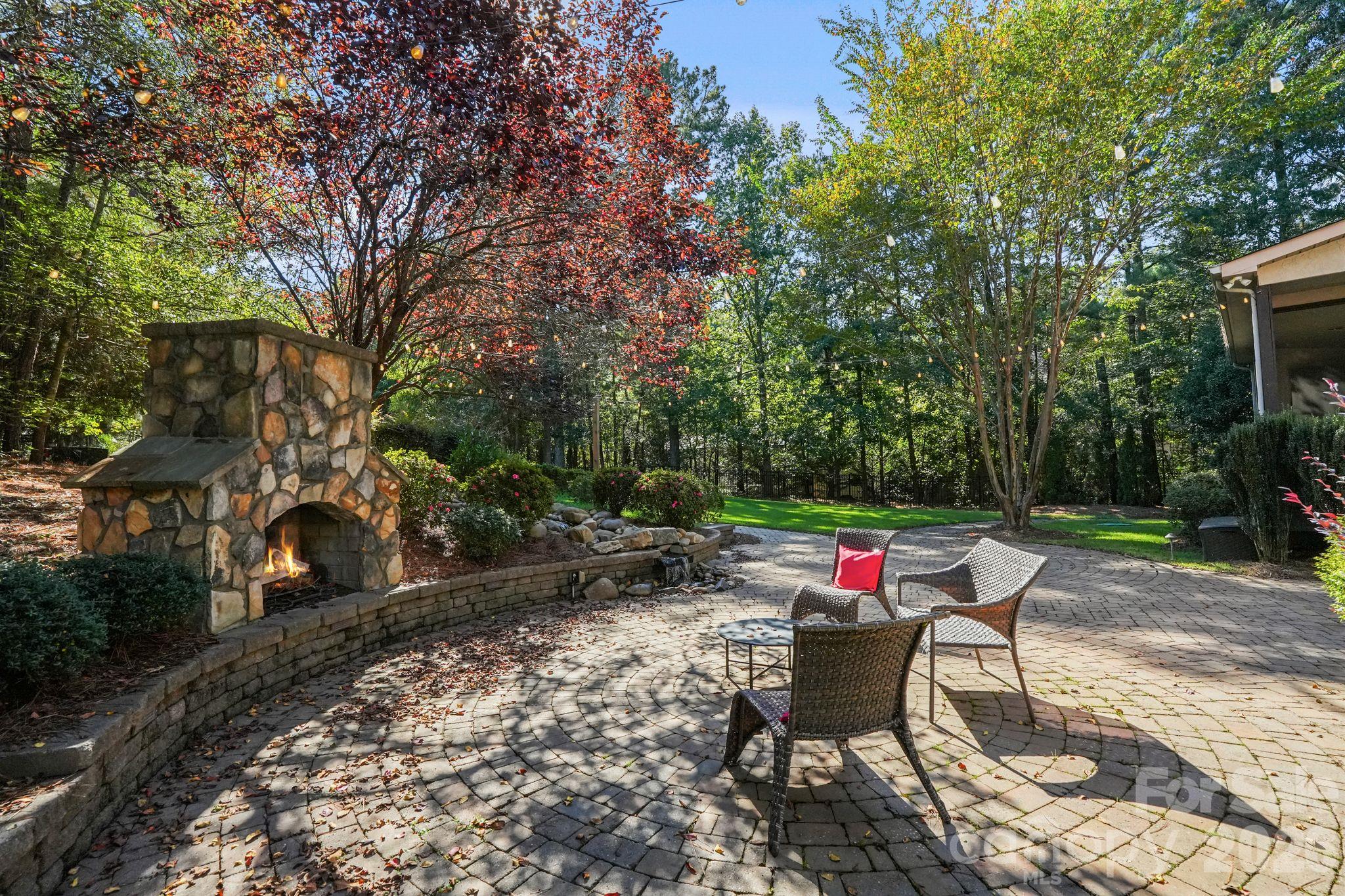 Single Family Residence at 2073 Sugar Pond Court, Fort Mill, photo 36 of 47