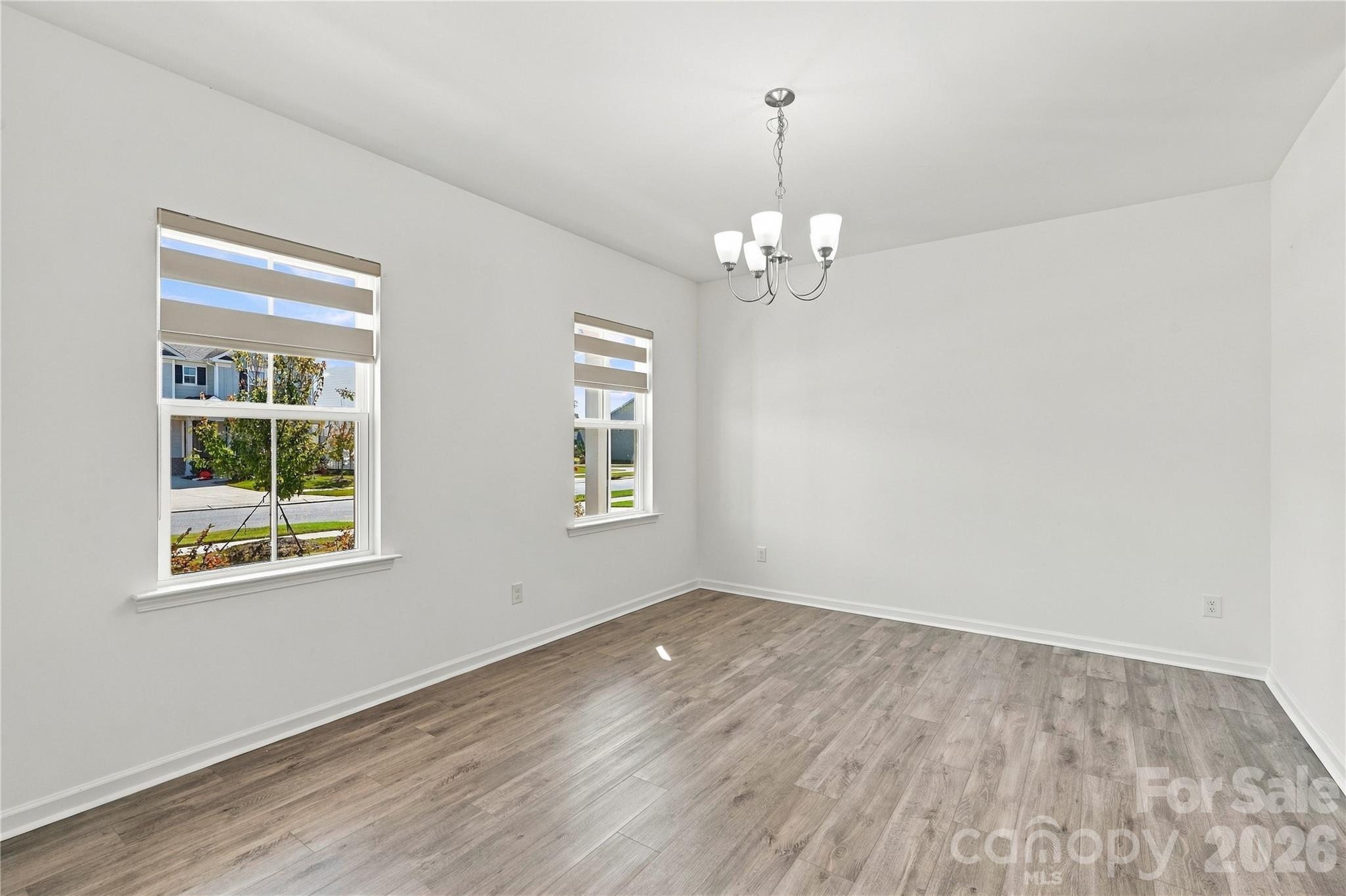 Single Family Residence at 11126 Glasden Road, Charlotte, photo 5 of 45
