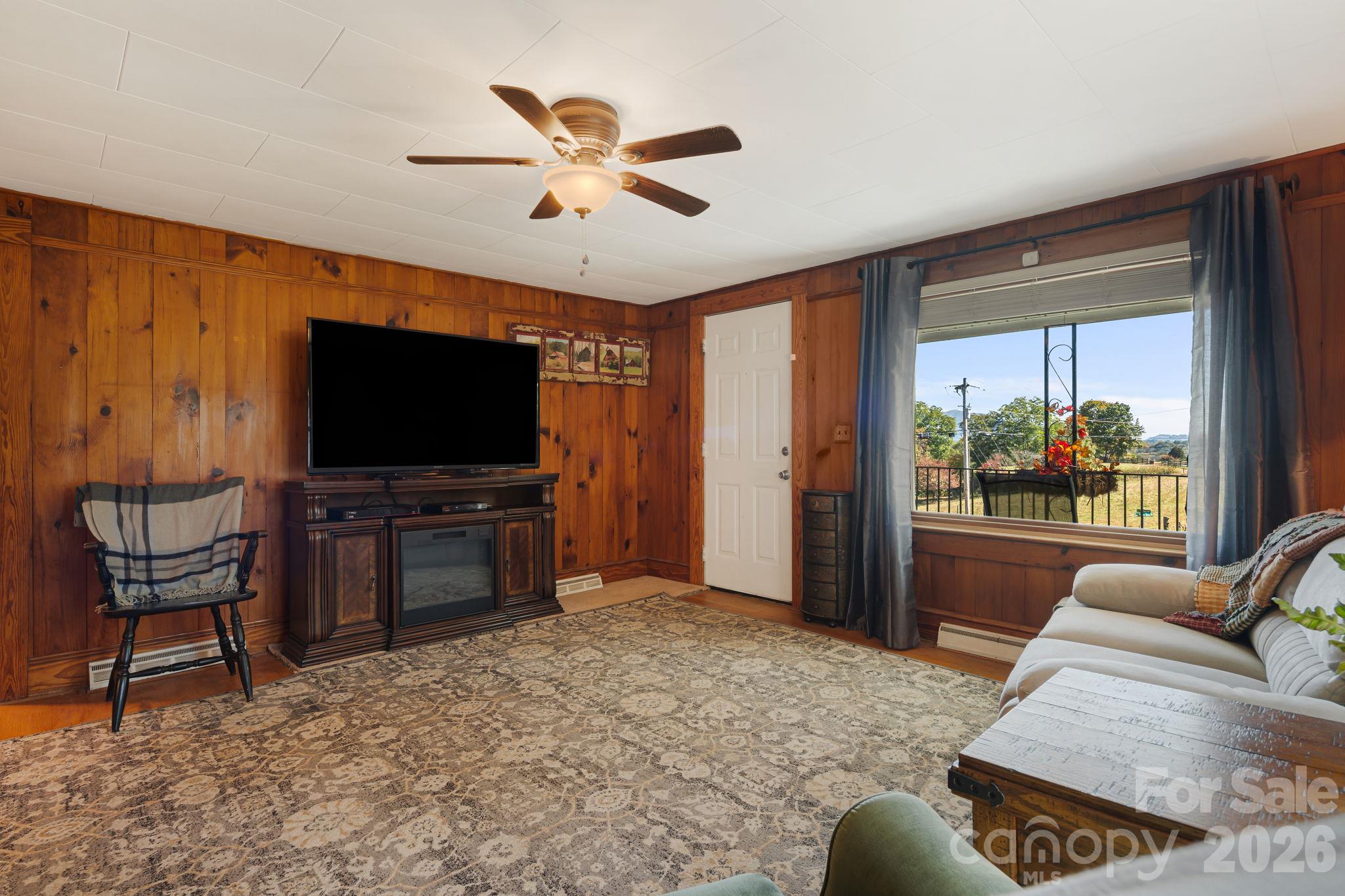 Living room - 39 Brown Cove Road, Clyde
