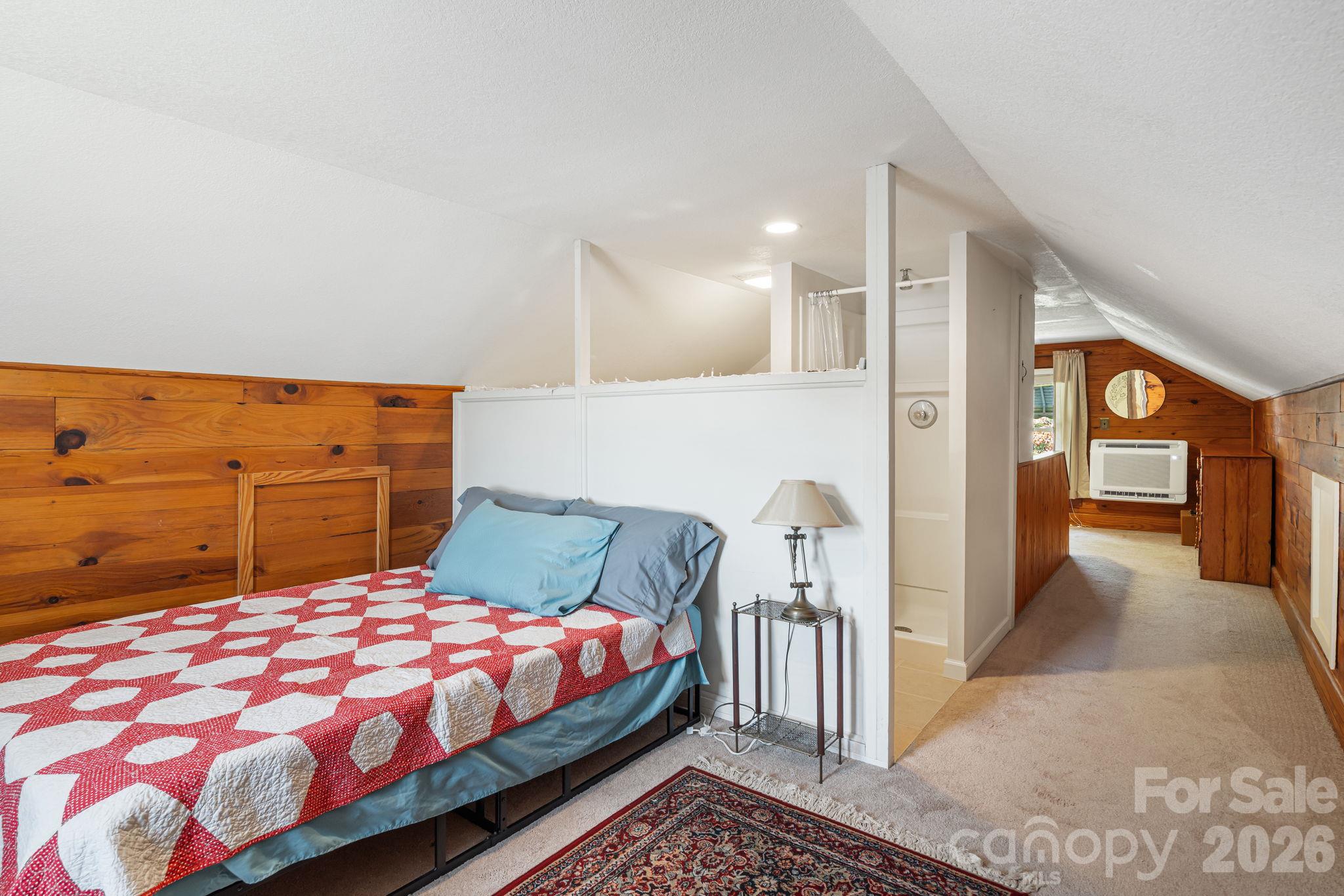 Second floor suite - 39 Brown Cove Road, Clyde