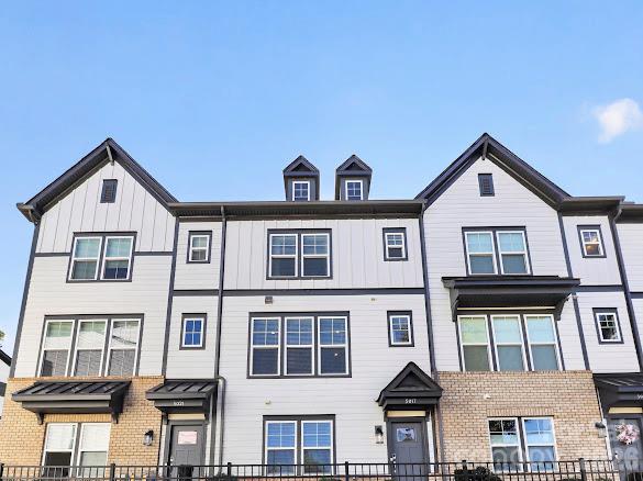 Townhouse at 5017 Nestling Spring Street, Charlotte, photo 2 of 43