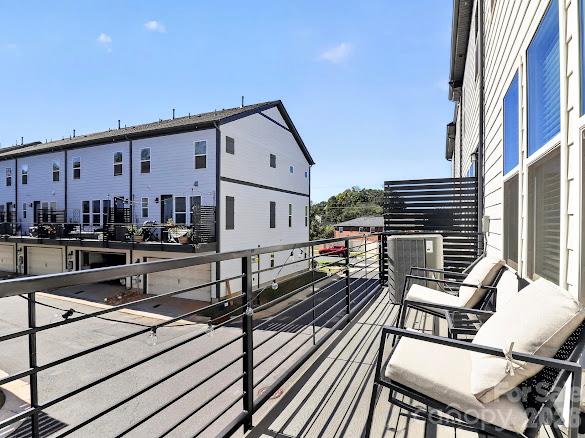Townhouse at 5017 Nestling Spring Street, Charlotte, photo 38 of 43