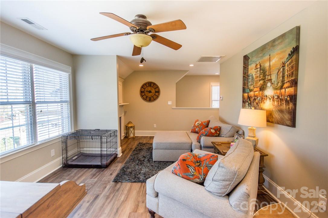 Second living quarters - 220 Cedar Lake Drive, Statesville