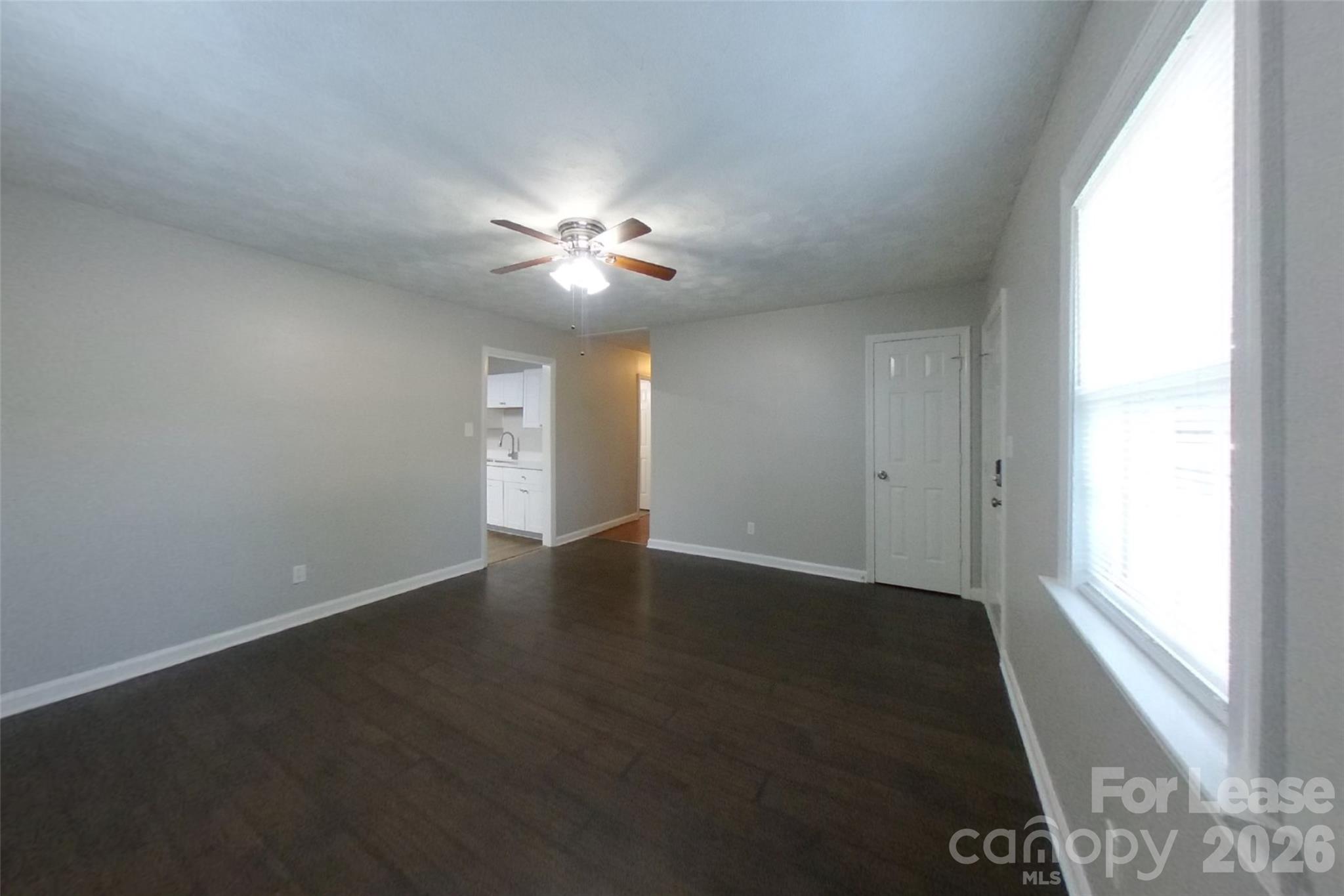 Single Family Residence at 4300 Oak Forest Drive, Charlotte, photo 4 of 15
