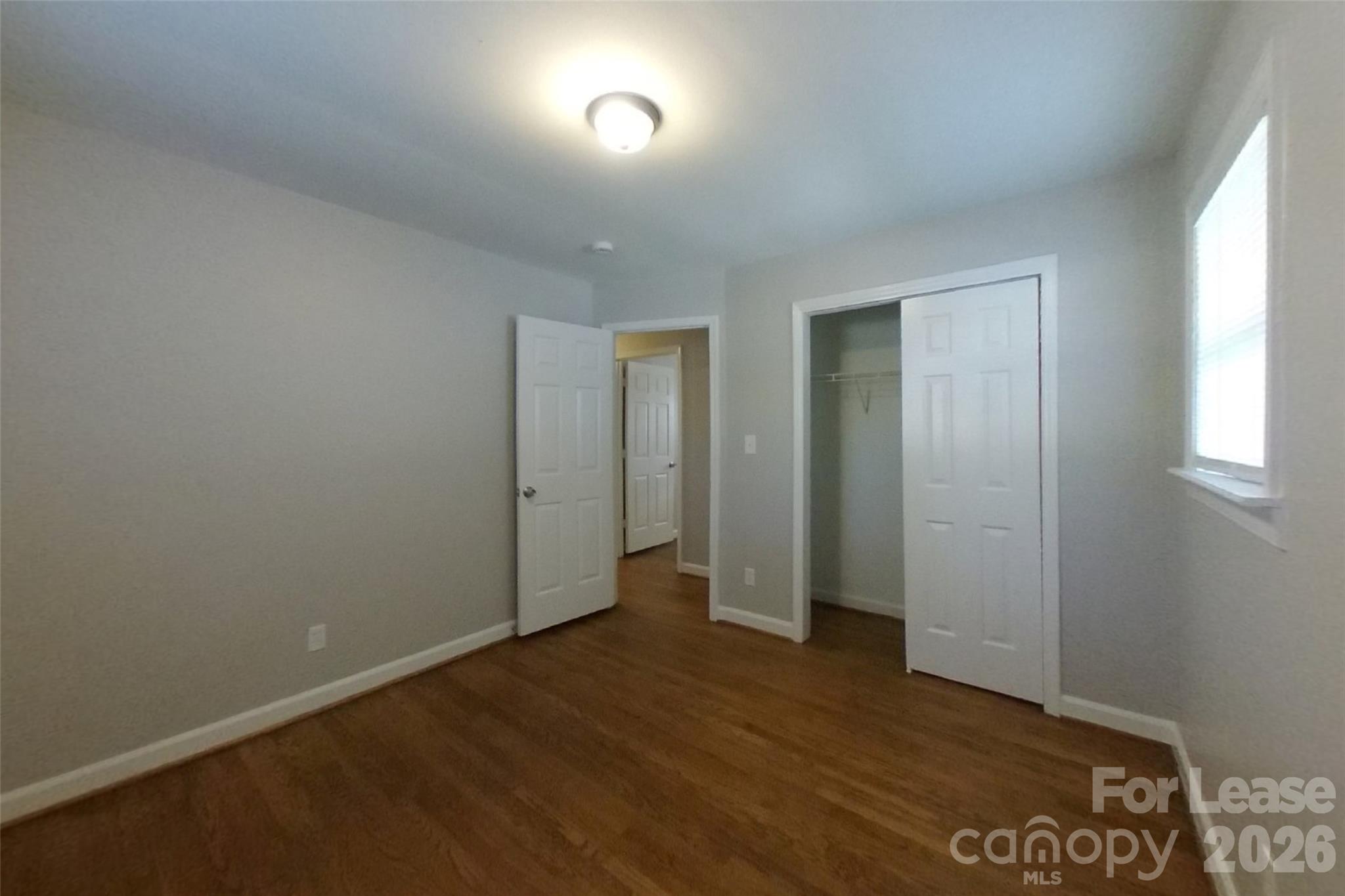 Single Family Residence at 4300 Oak Forest Drive, Charlotte, photo 10 of 15