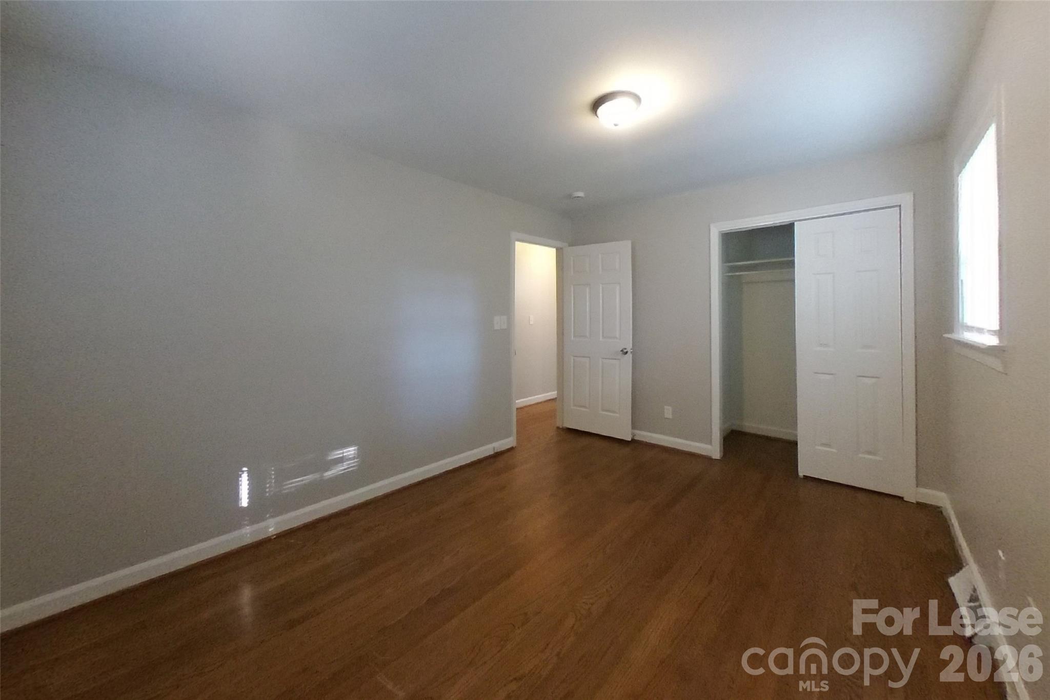 Single Family Residence at 4300 Oak Forest Drive, Charlotte, photo 11 of 15